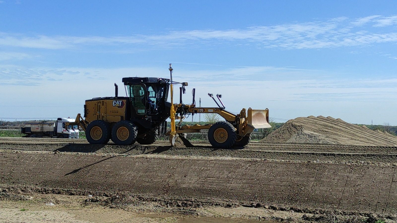 Autogreder CAT 120 Lucru