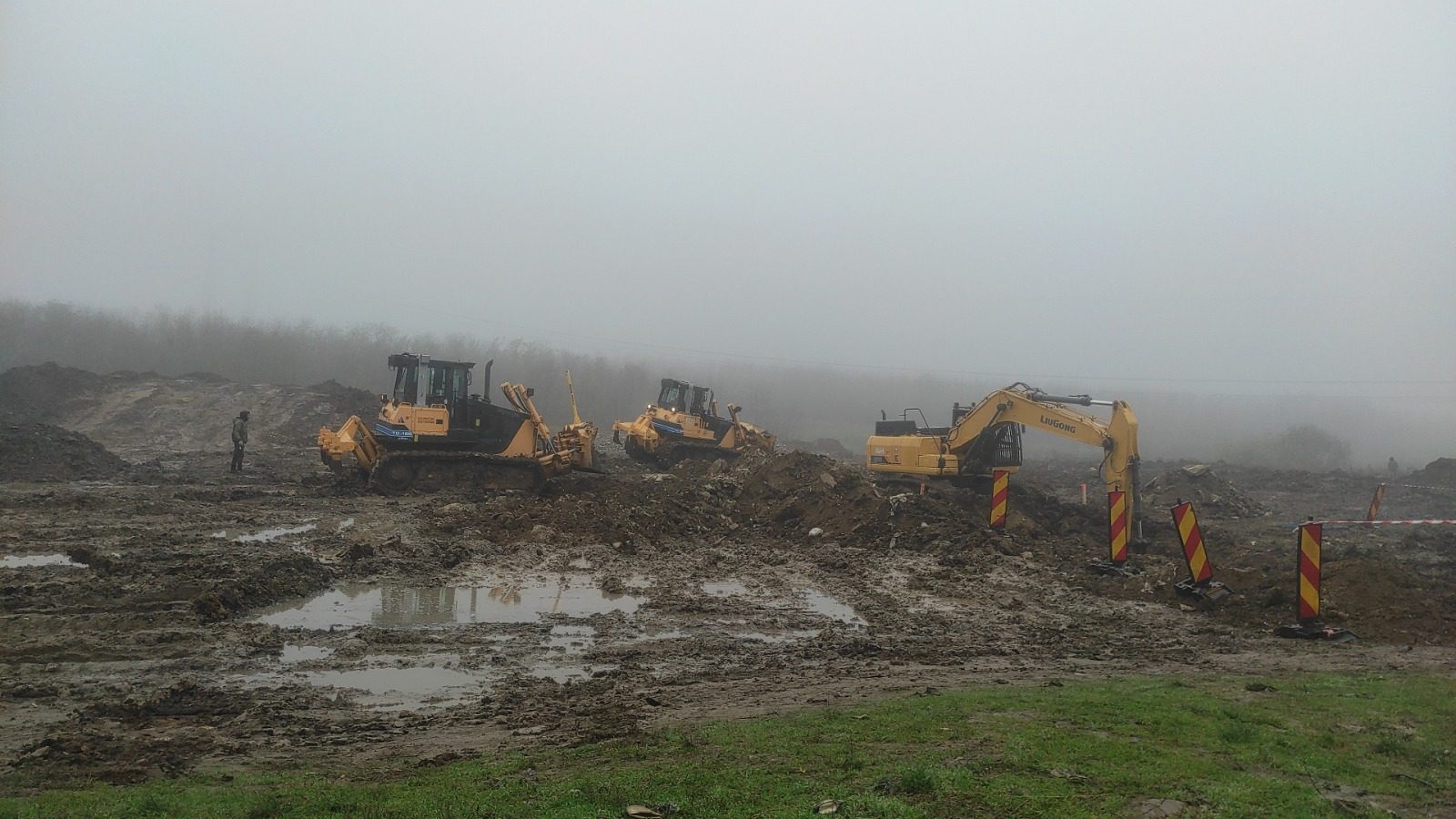 Buldozer Dressta TD15E Excavator LiuGong 925E Nivelare