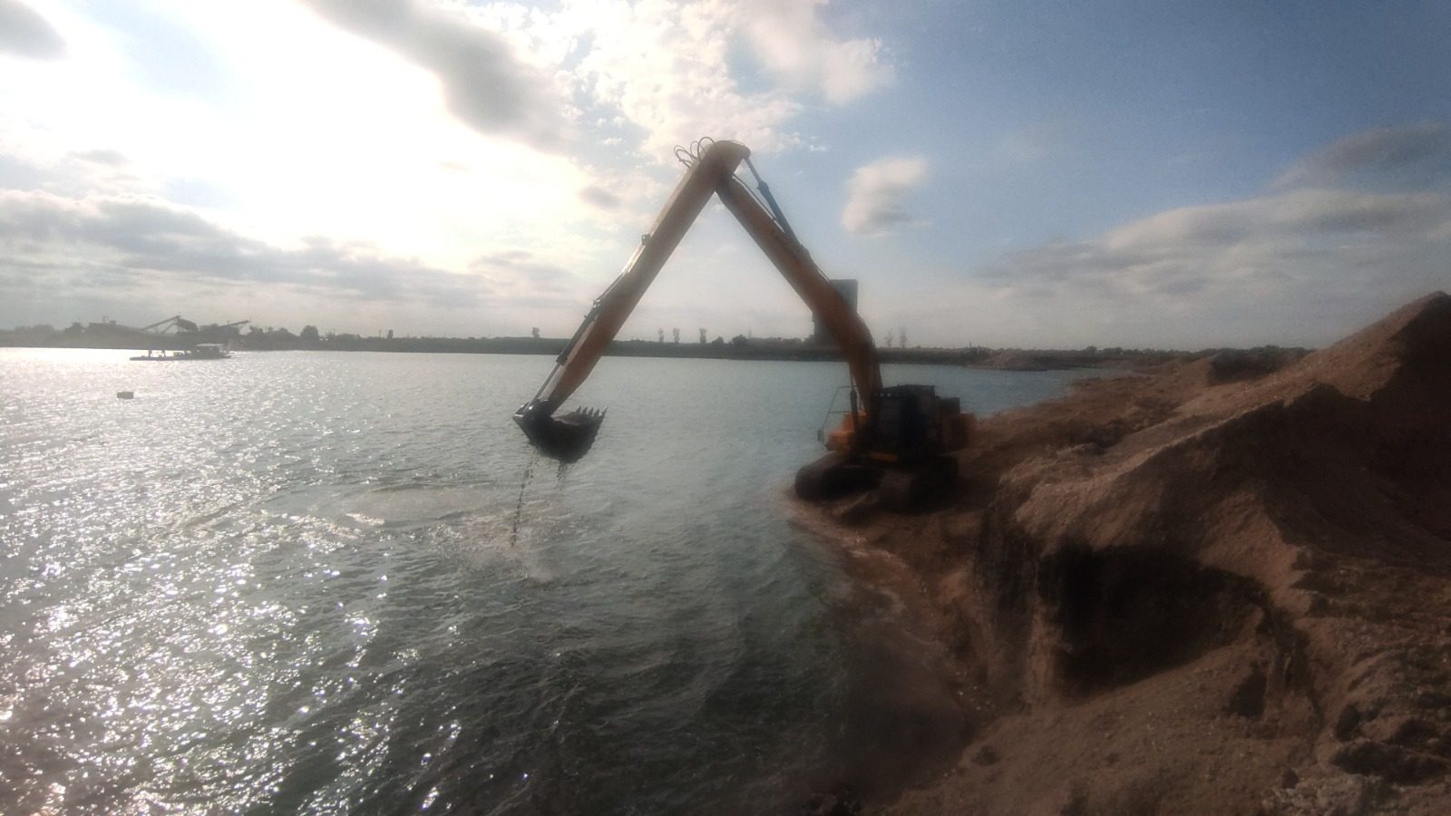 Excavator mal apa