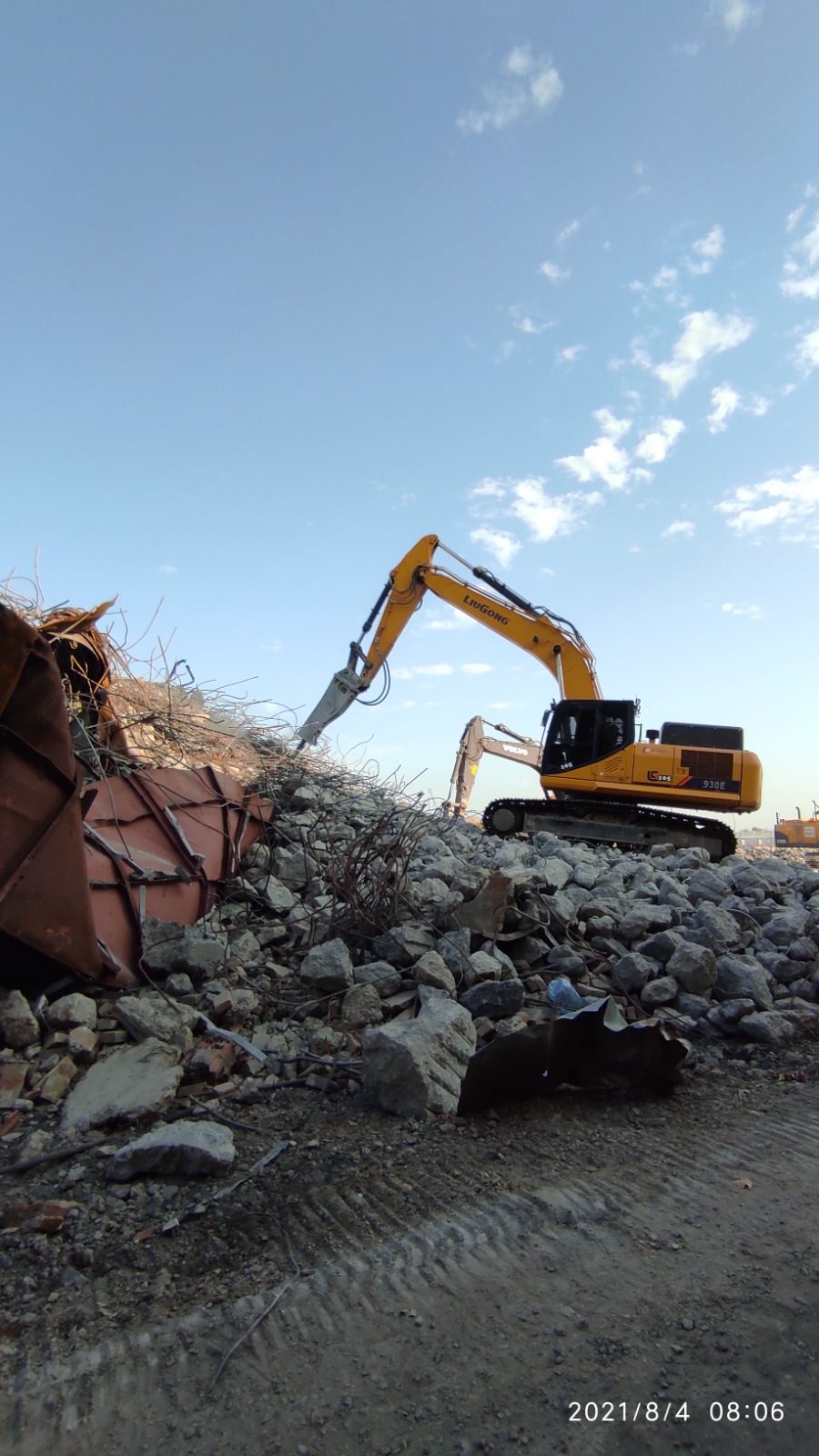 LiuGong Volvo excavator foarfeca hidraulica demolare 11