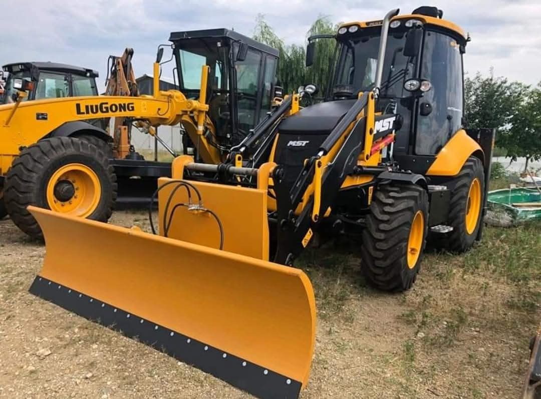 MST buldoexcavator lama zapada LiuGong autogreder